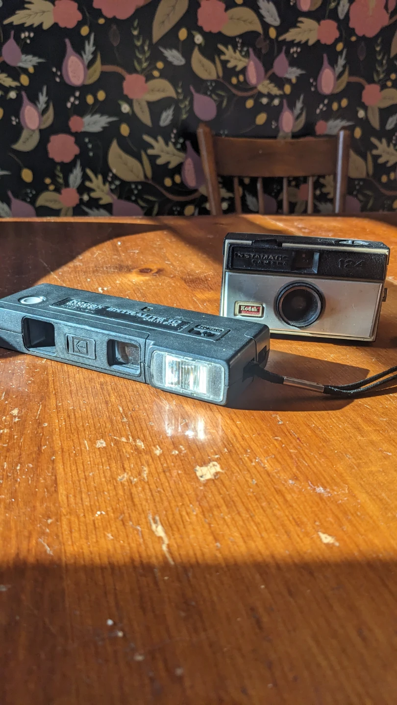 Vintage Camera lot Kodak Ektralite 10 Camera