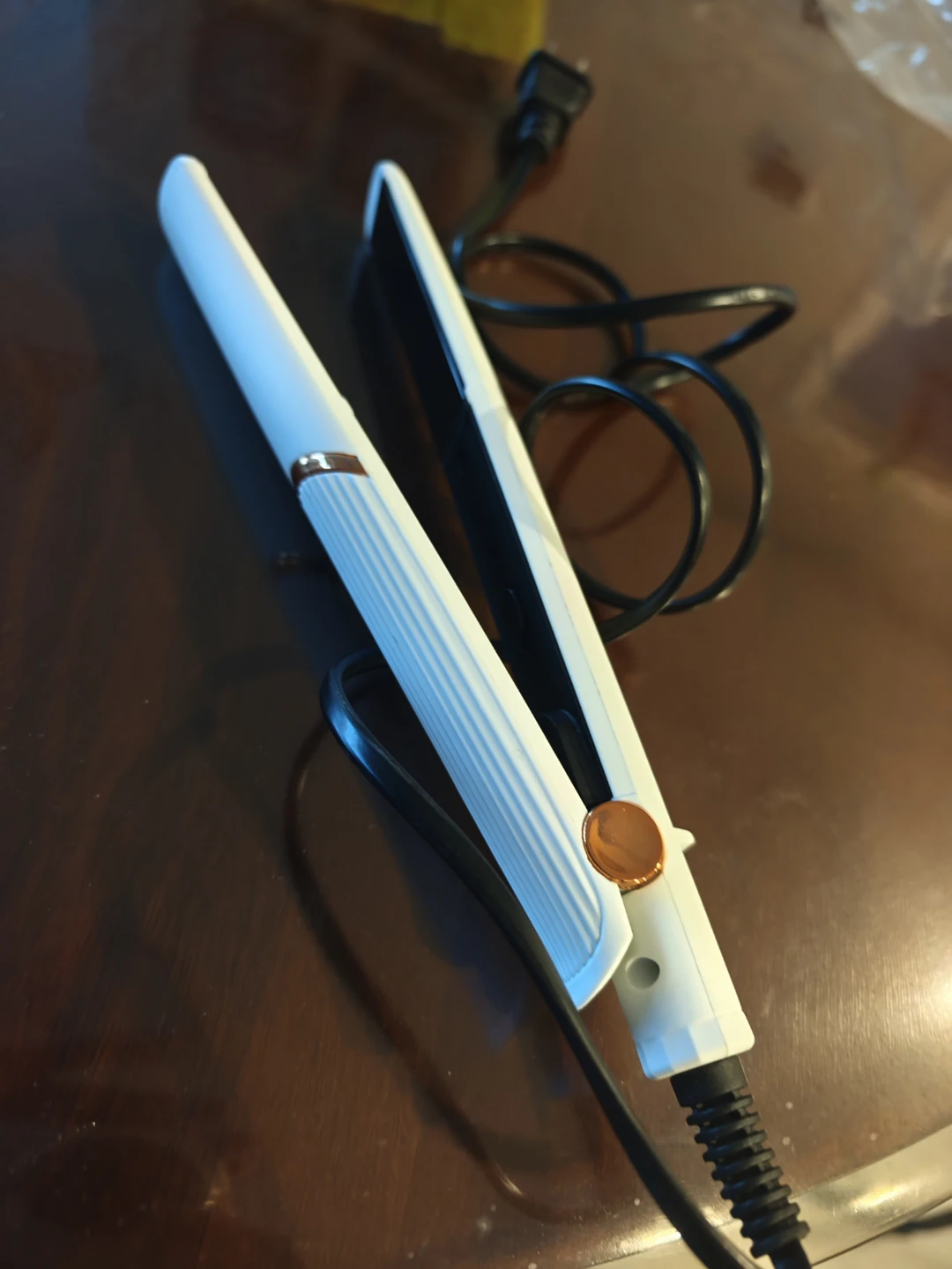 Black Straight Hair Clip and Curler