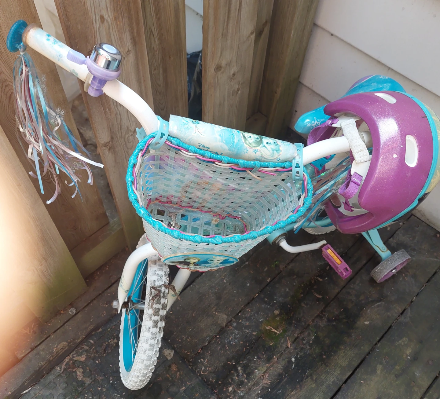 Kids Frozen Bike with Basket and Helmet - photo 2