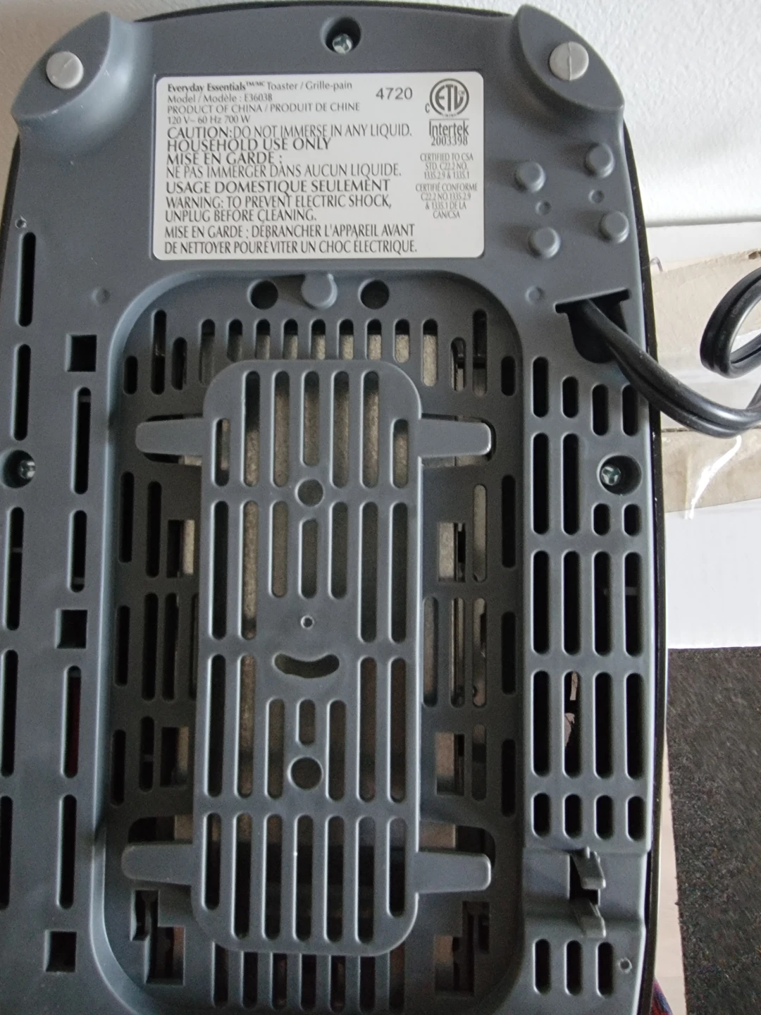 Everyday Essentials 2-Slice Toaster - photo 3