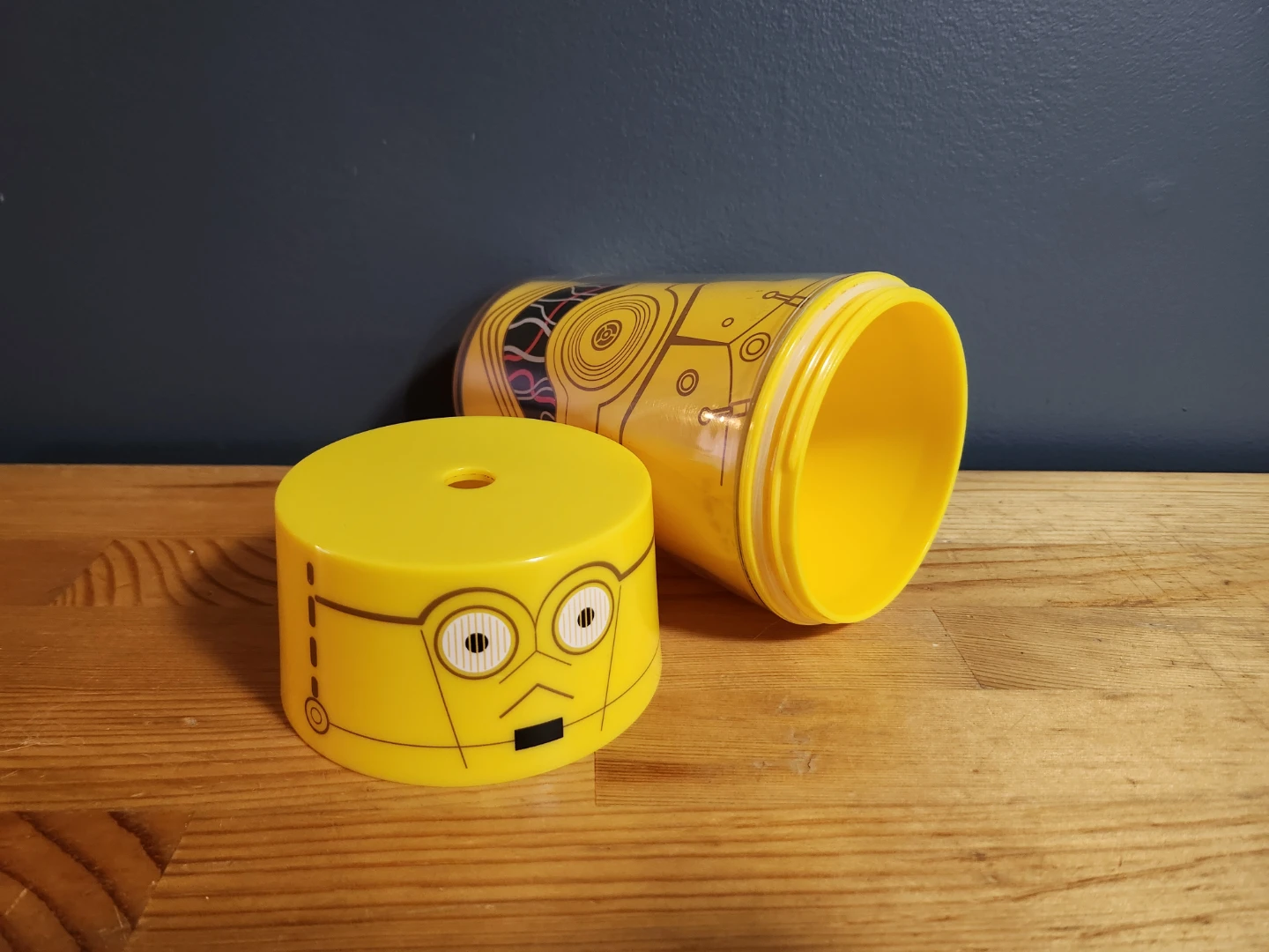 Star Wars C-3PO Plastic Tumbler with Lid - photo 3