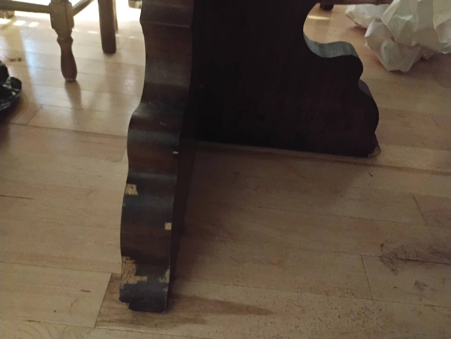 Dining table 9 feet  solid wood - photo 2