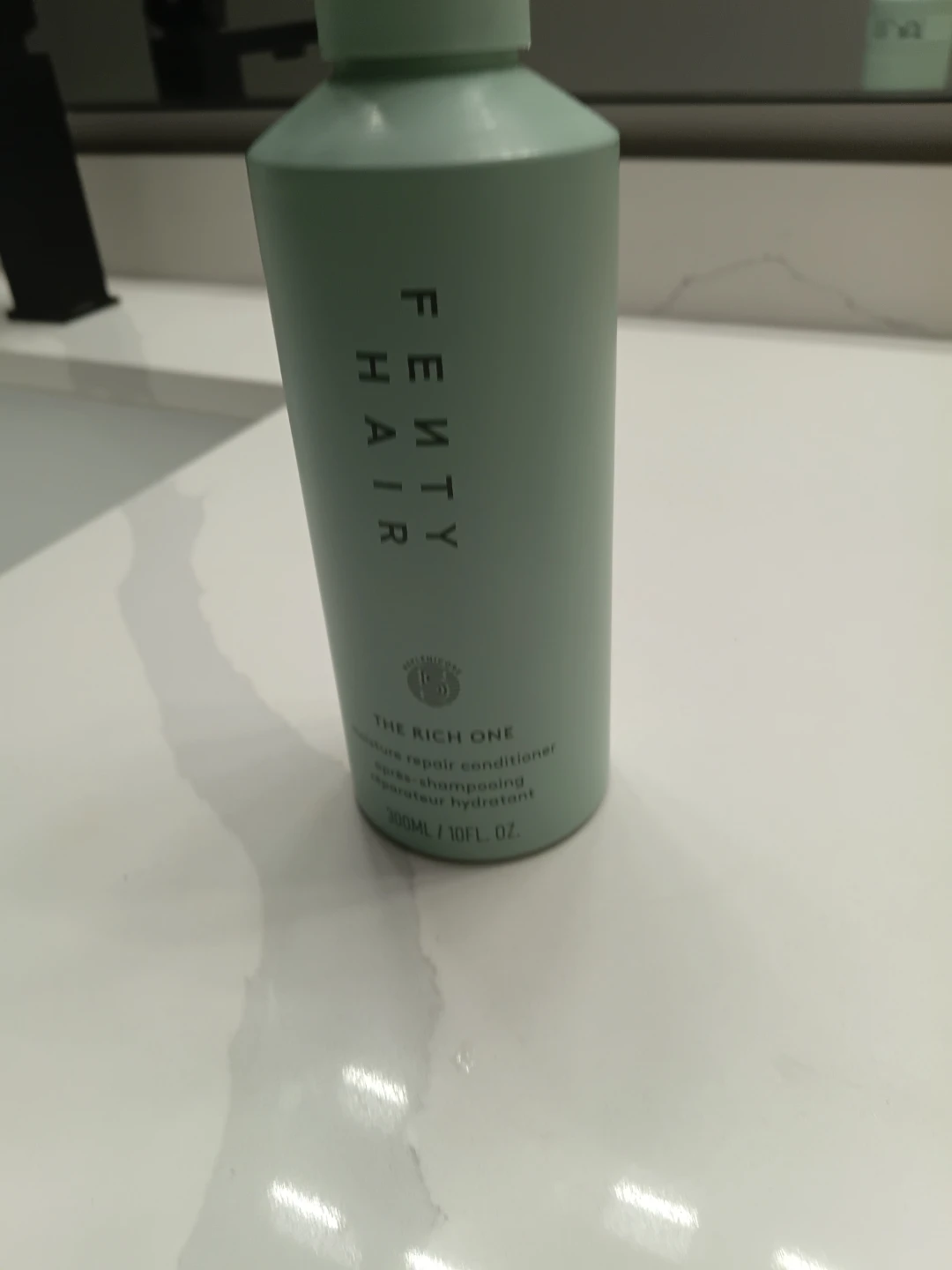 Fenty Hair The Rich One Moisture Repair Conditioner