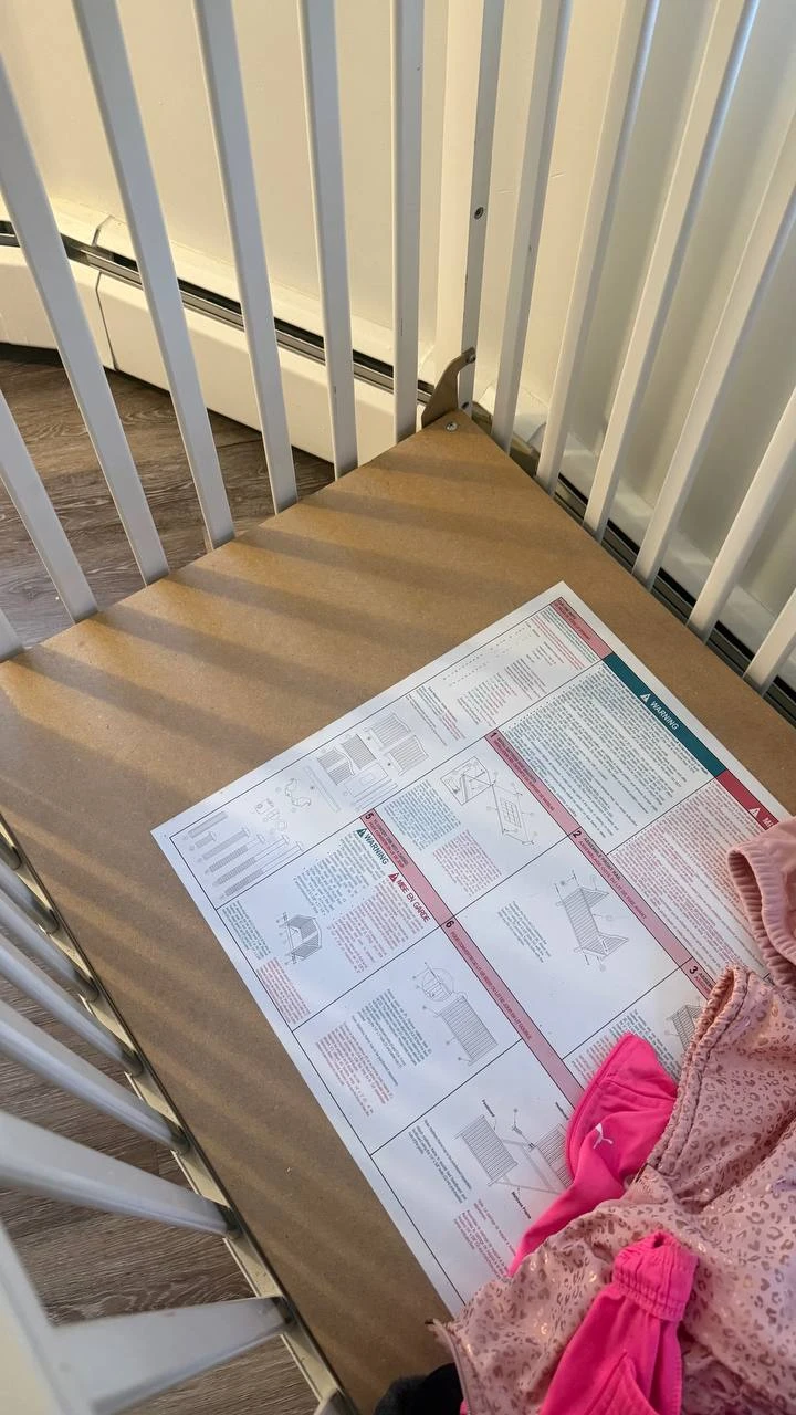 White Crib with Drawer - photo 4
