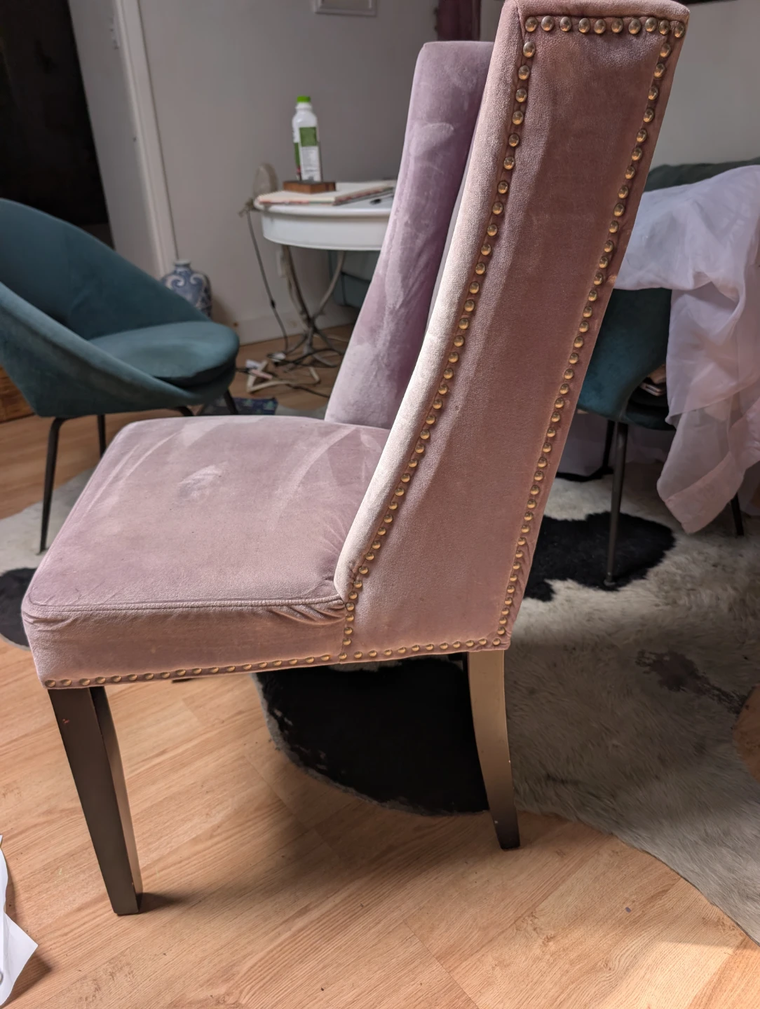 Mauve Velvet Wingback Dining Chair - photo 4