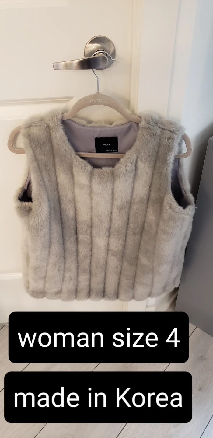Fake Fur Vest - Women's Size 4