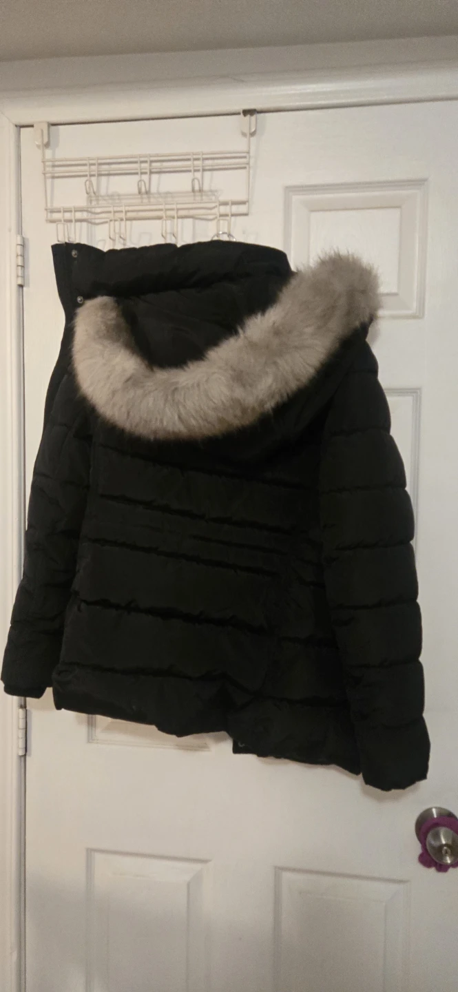 Tommy Hilfiger Black Puffer Jacket with Fur Trim - Size M