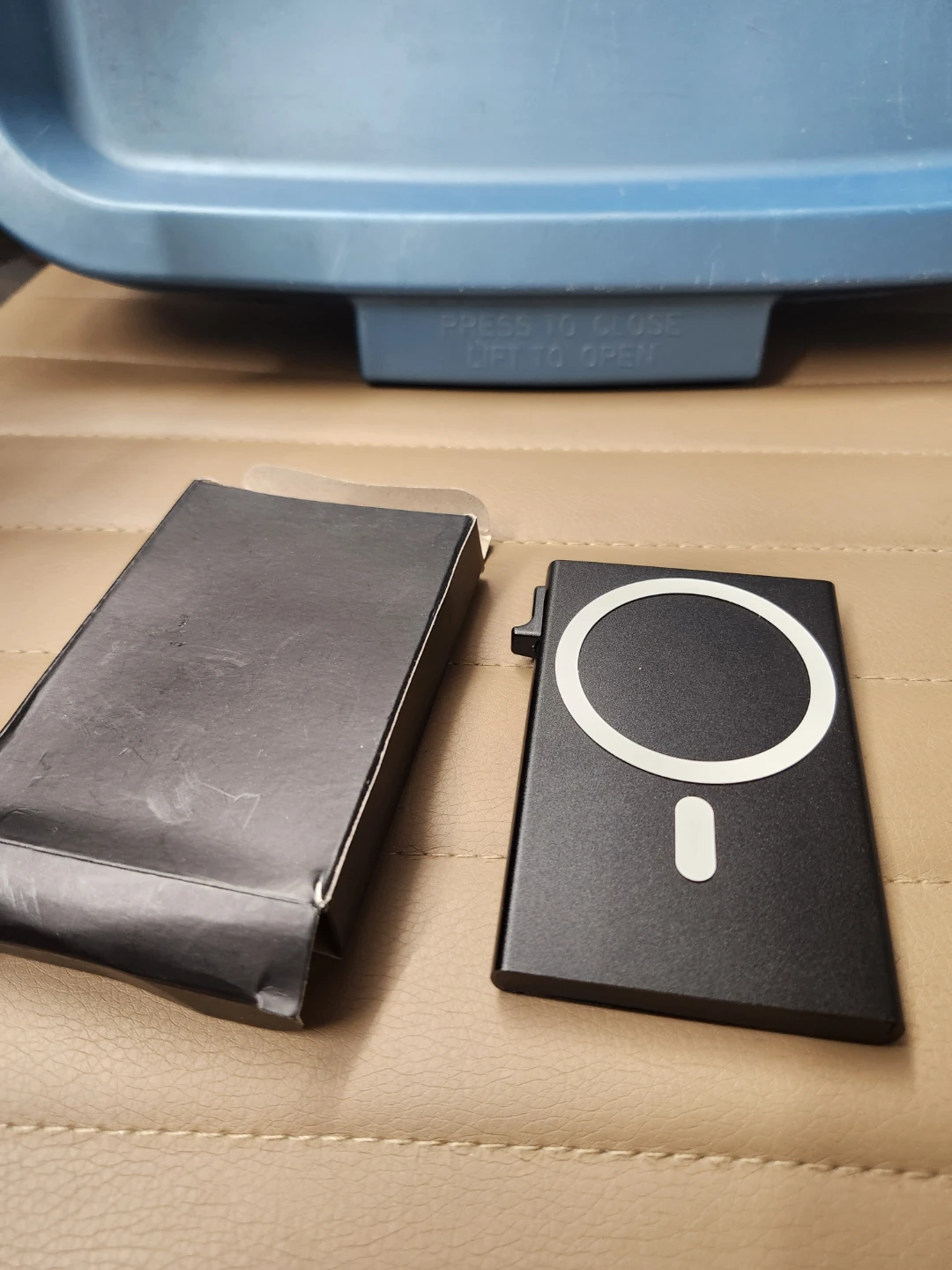 Metal Card Holder / wallet- new