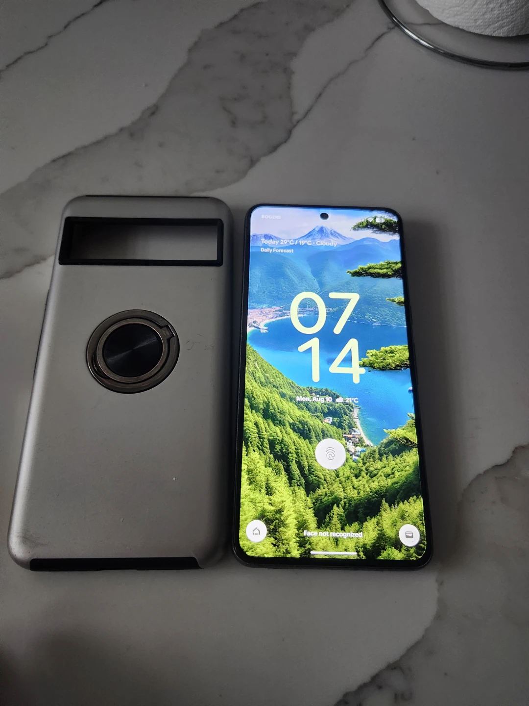 Google Pixel 8 pro - photo 3