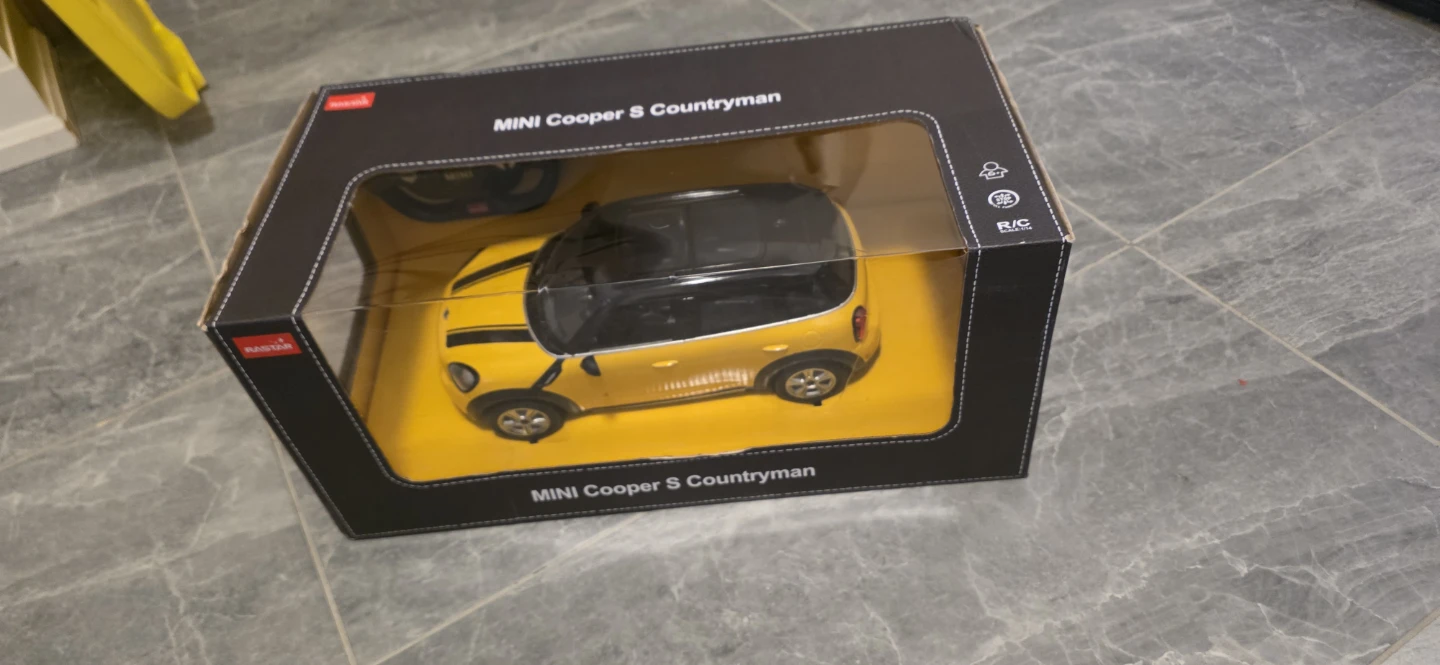 NEW !!! Rastar MINI Cooper S Countryman RC Car