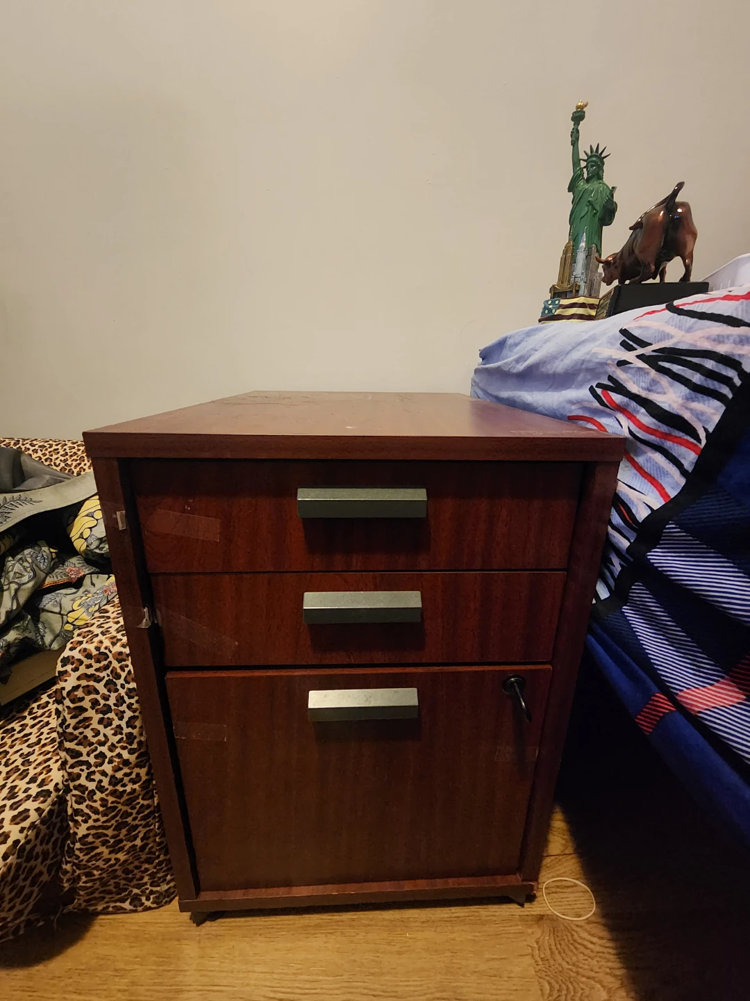 3-Drawer Filing Strong Wooden Cabinet - photo 2