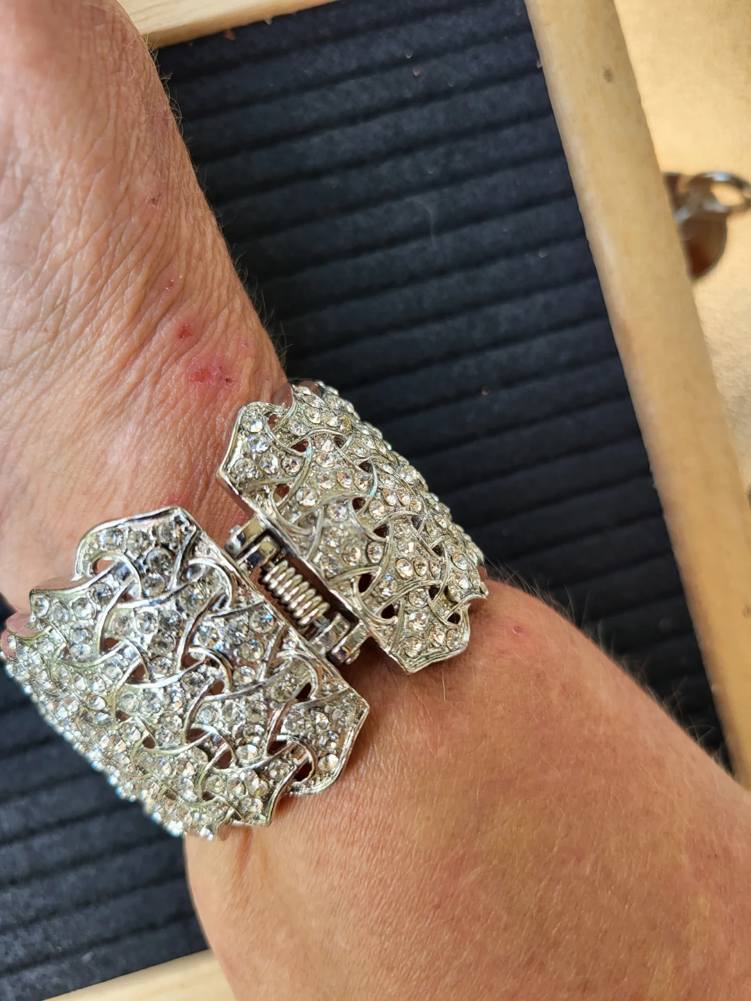 Sparkly Rhinestone Cuff Bracelet - photo 4