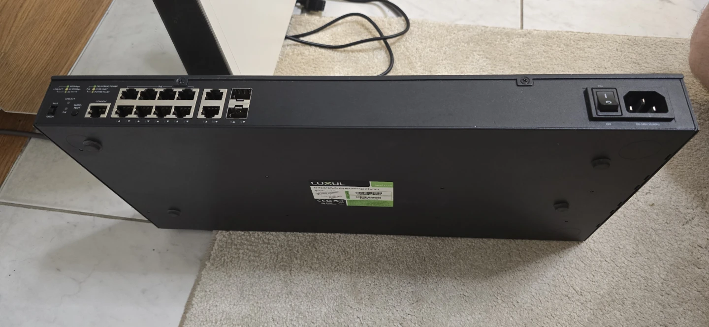12port / 7 PoE+ Gigabit Managed Switch