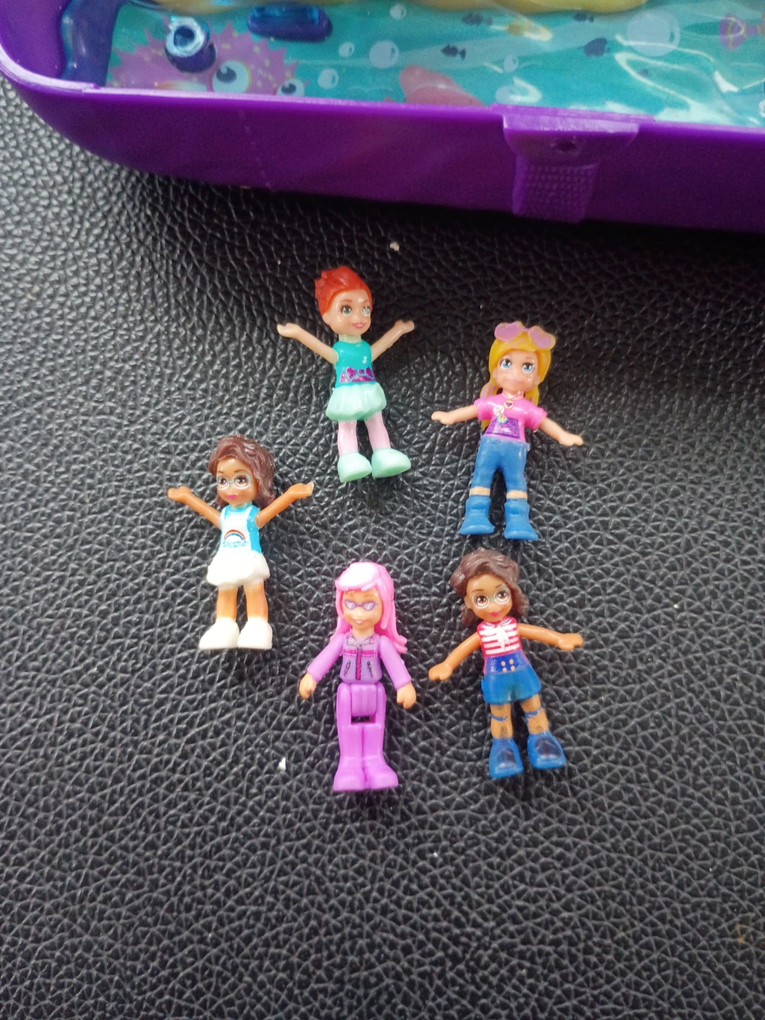 Polly Pocket Tropical Beach Playset with Dolls - photo 3