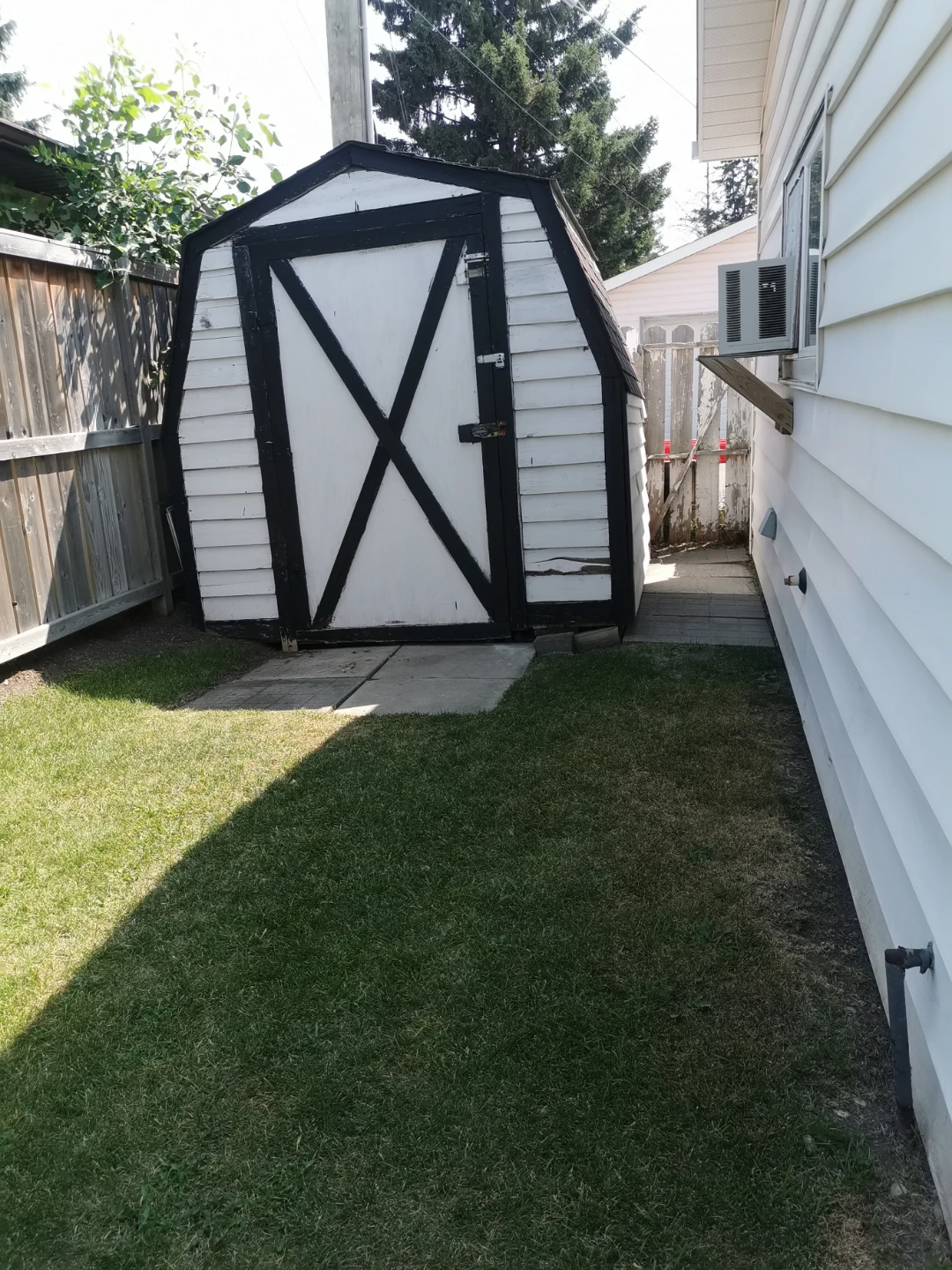 Room for rent  in Marlborough with just one other roommate - photo 5