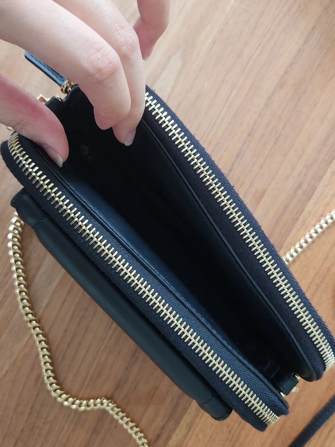 Fendi: Easy Baguette Vitello Grace - photo 4