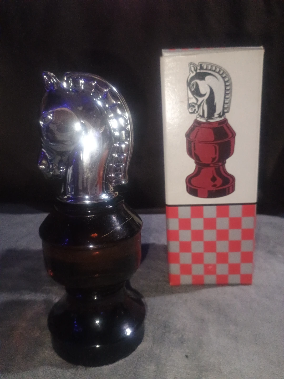 Assorted Chess Peice Aftershave - photo 2