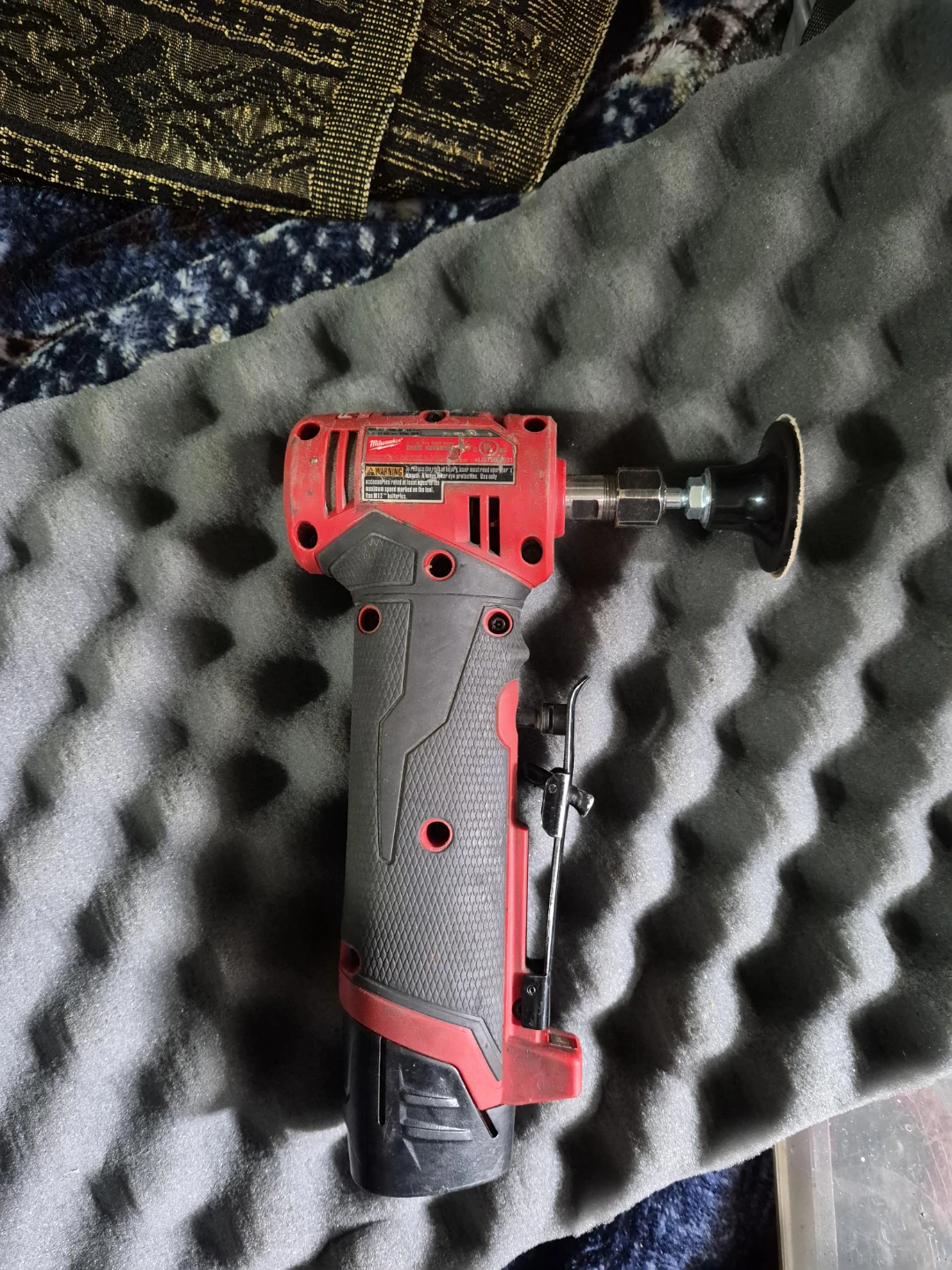 Milwaukee M12 FUEL Cordless Polisher/Sander Kit - photo 2