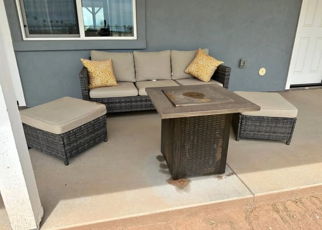 Patio furniture set