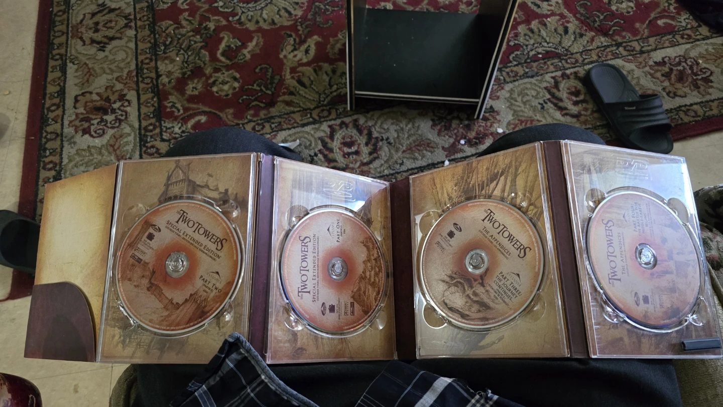 The Two Towers Special Extended DVD Edition - photo 4