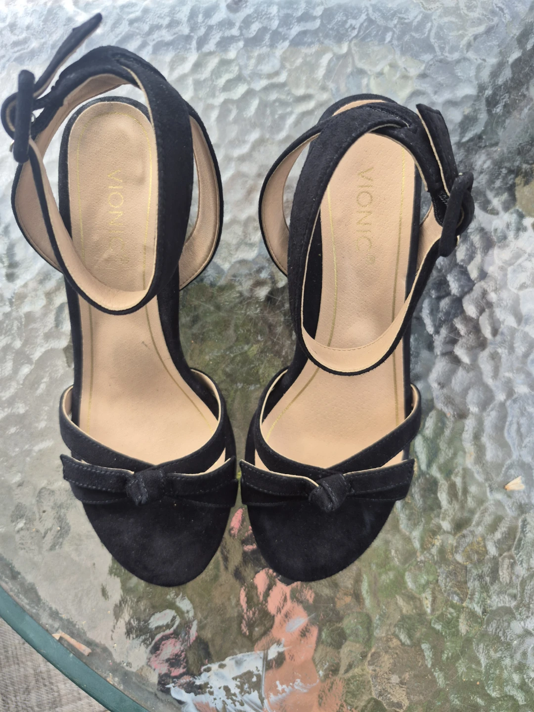 Vionic Black Suede Block Heel Sandals