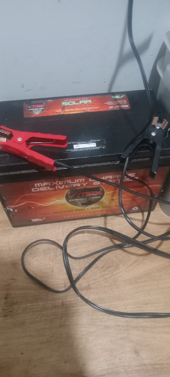 VMAX Charge Tank 12V Solar AGM Deep Cycle Battery