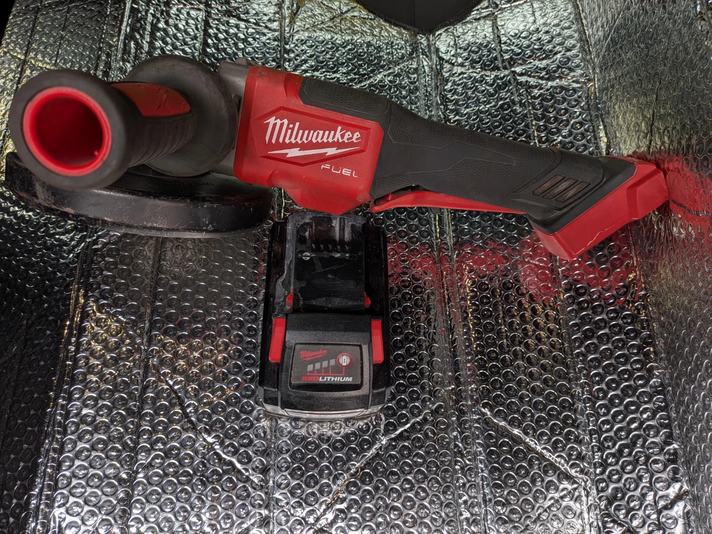 4.5"- 6" Milwaukee FUEL 18V Grinder with 6.0 AH Battery