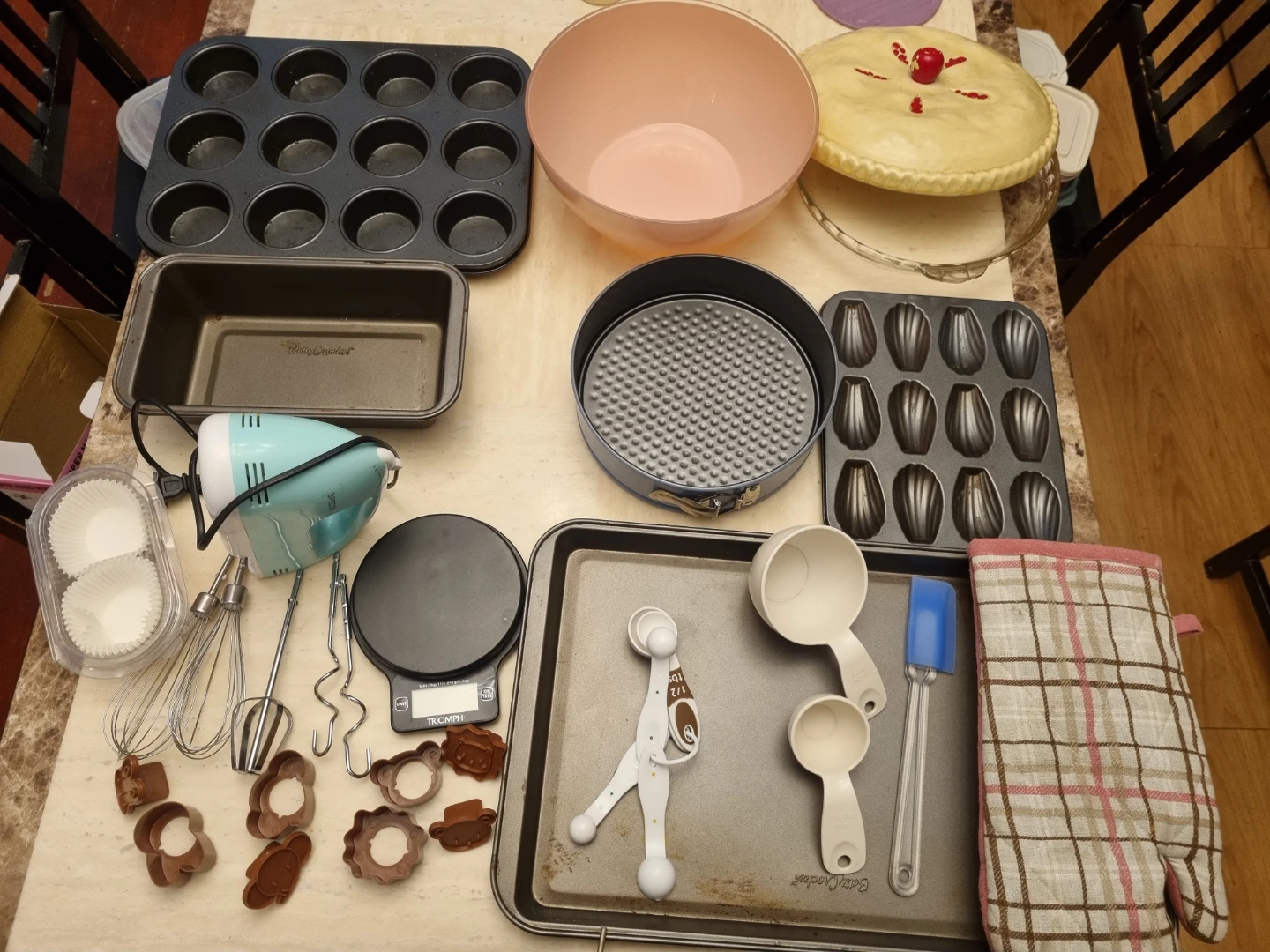 Baking supplies! Contains hand mixer