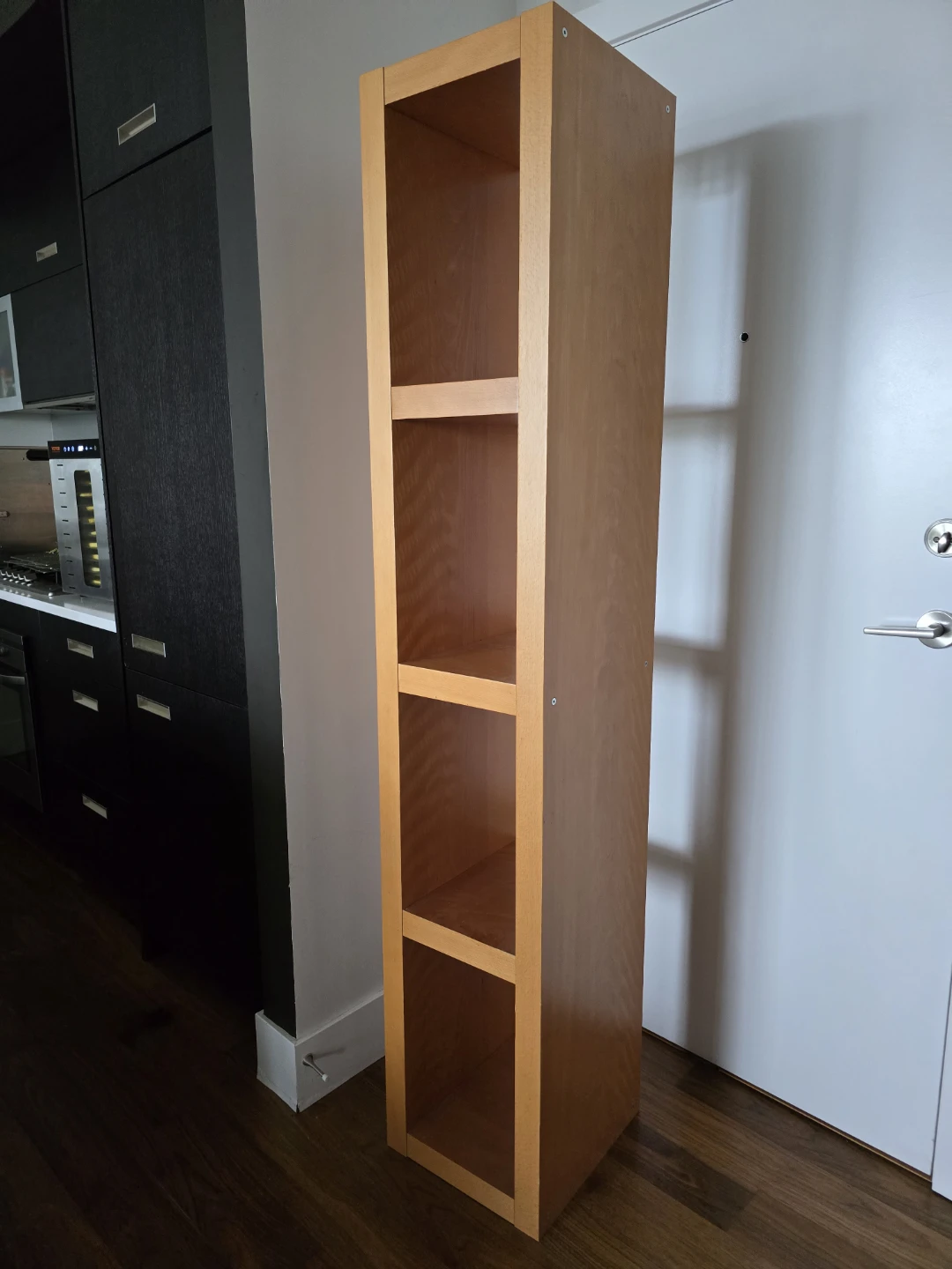 Wooden Bookshelf - photo 3
