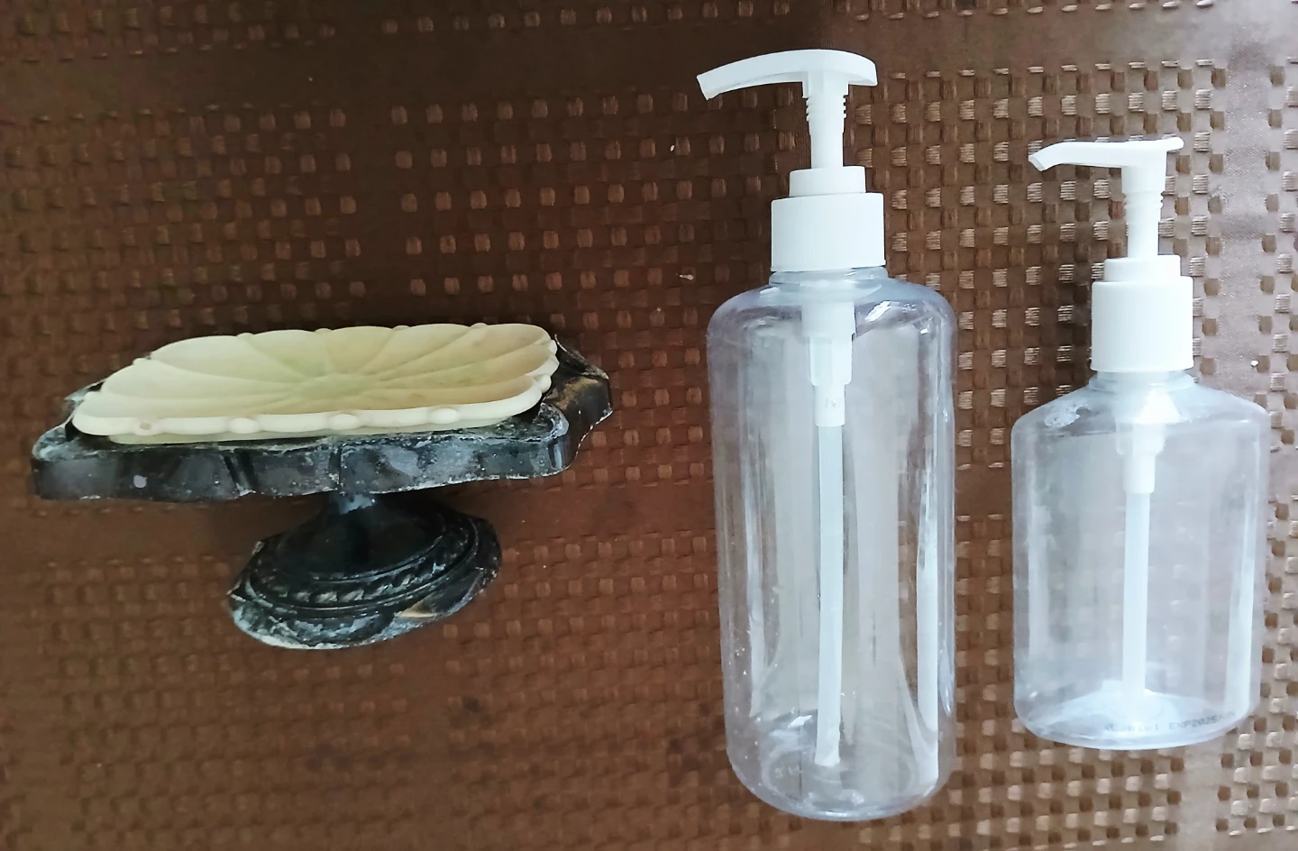 FREE Assorted Bathroom Accessories Bundle - photo 3