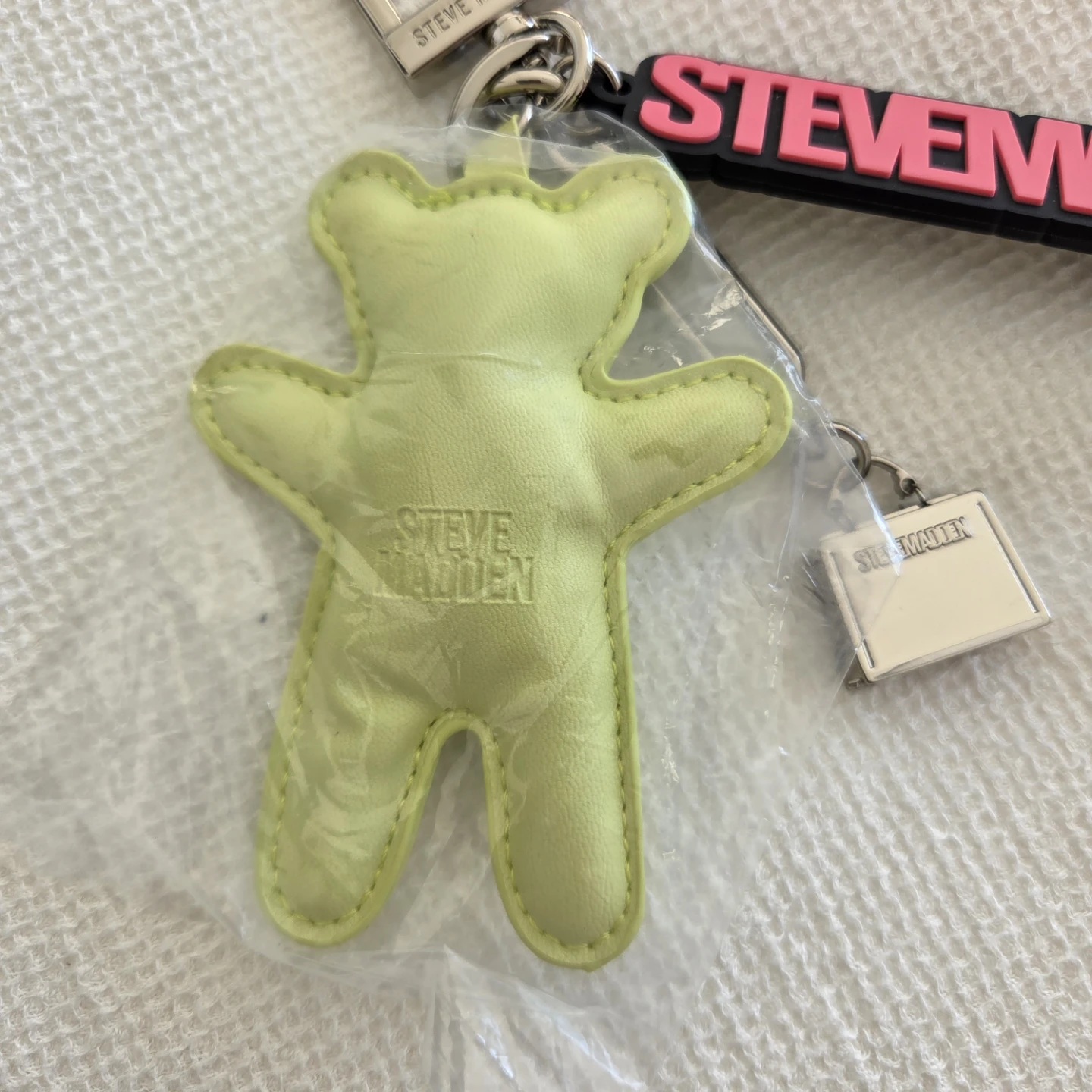 Steve Madden Bag Charm Keychain - photo 2