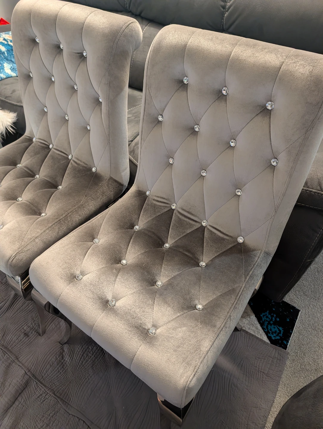2x Grey Velvet Dining Chairs with Crystal Buttons - photo 4