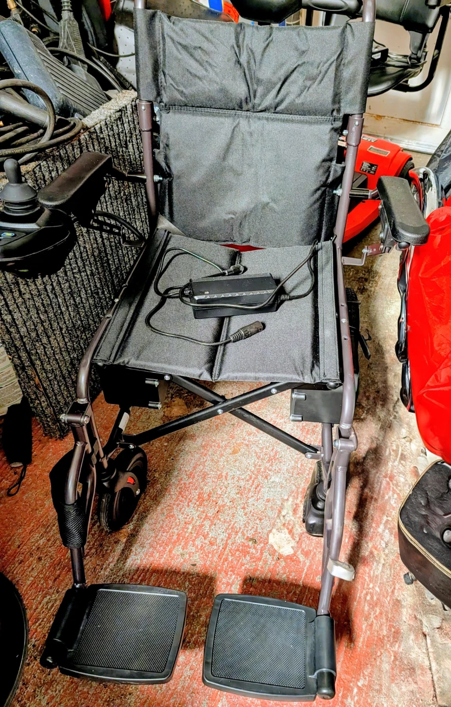 PORTABLE FOLDING ELECTRIC WHEELCHAIR - photo 4