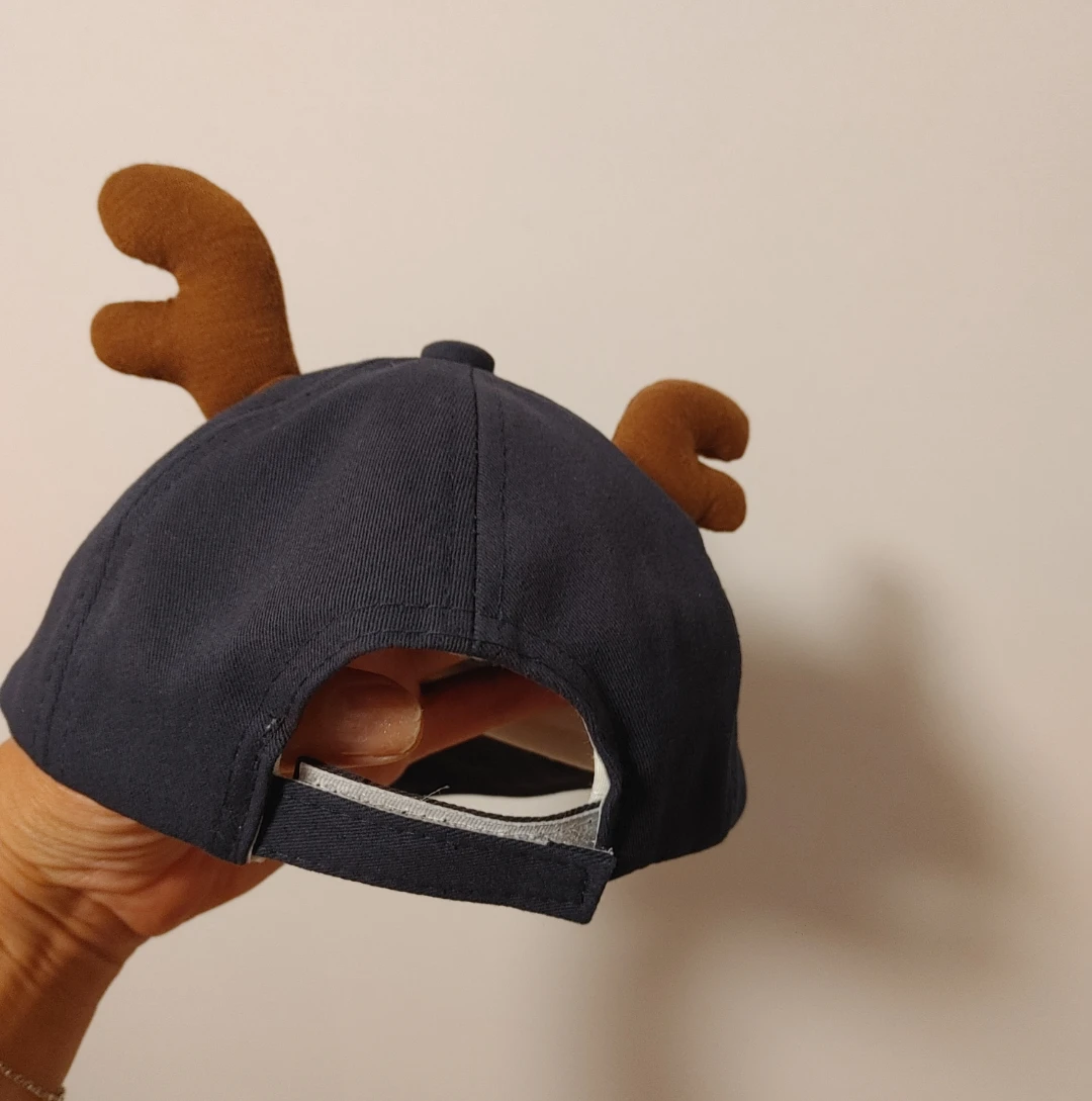 Baby Giraffe Cap with Antlers - photo 3