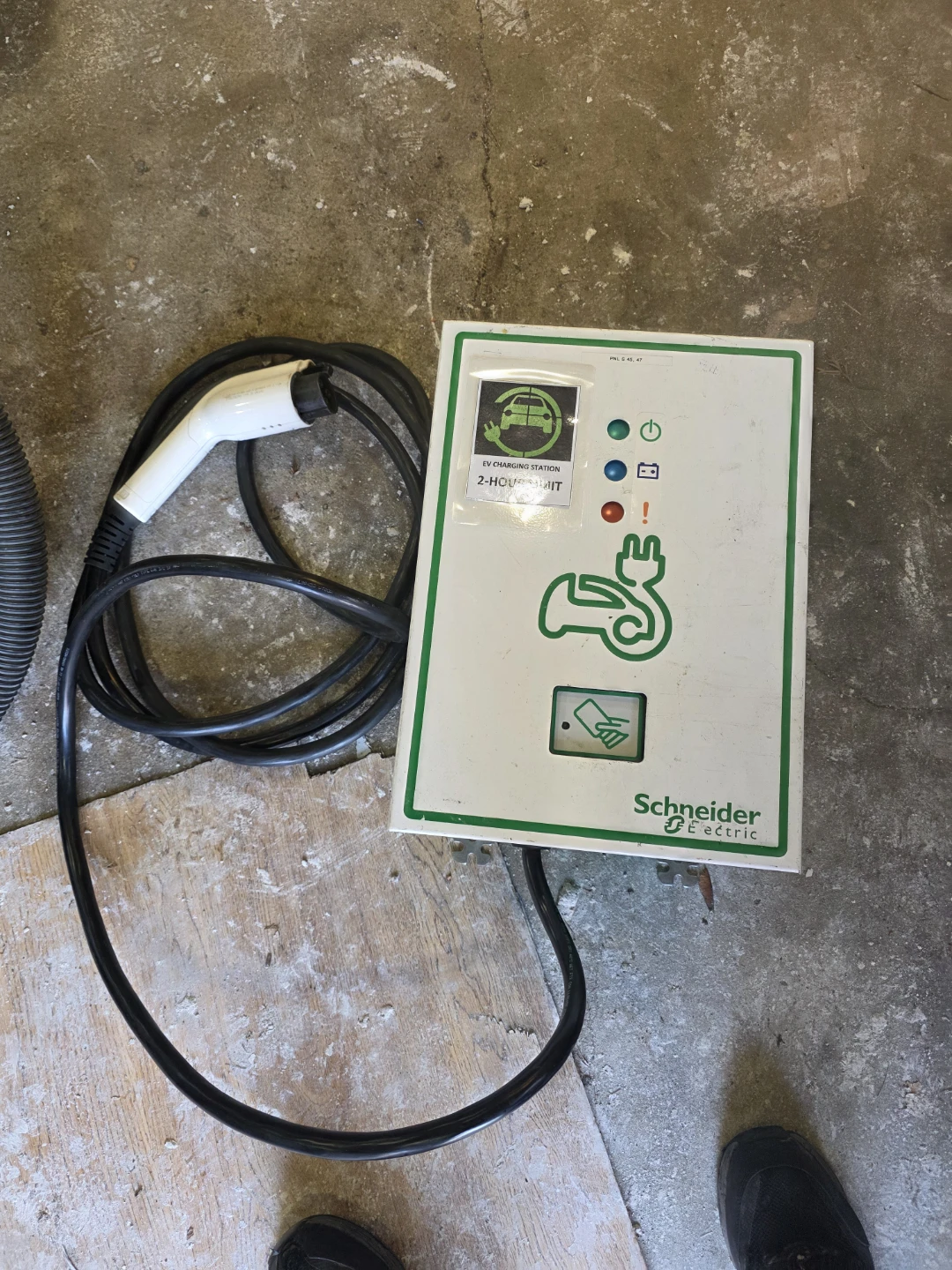 Schneider Electric EV Charging Station 2-Hour Max