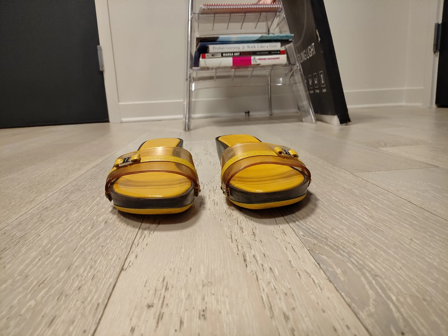 Salvatore Ferragamo Shoes Size 36 EU (6 USA) - photo 4