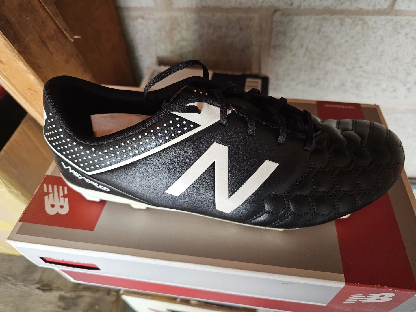 New Balance Men's Visaro Soccer Cleats Size 10