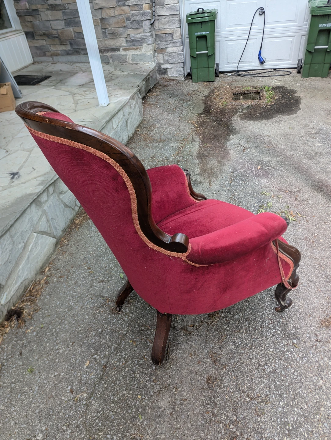 Antique Velvet Armchair - photo 2