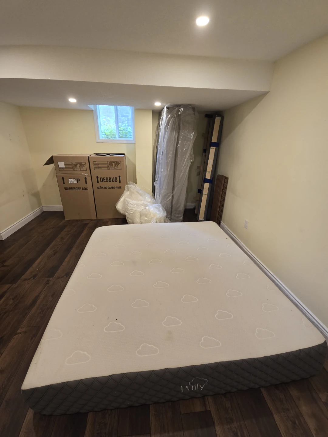 Puffy Mattress and Bed Frame King Size - photo 2