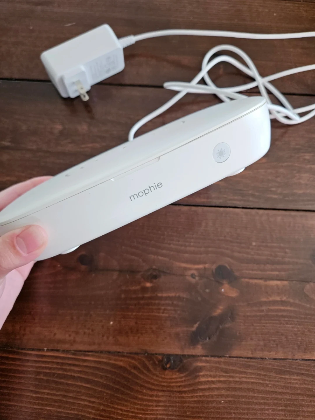 Mophie UV Sanitizer with Wireless Charging - photo 3