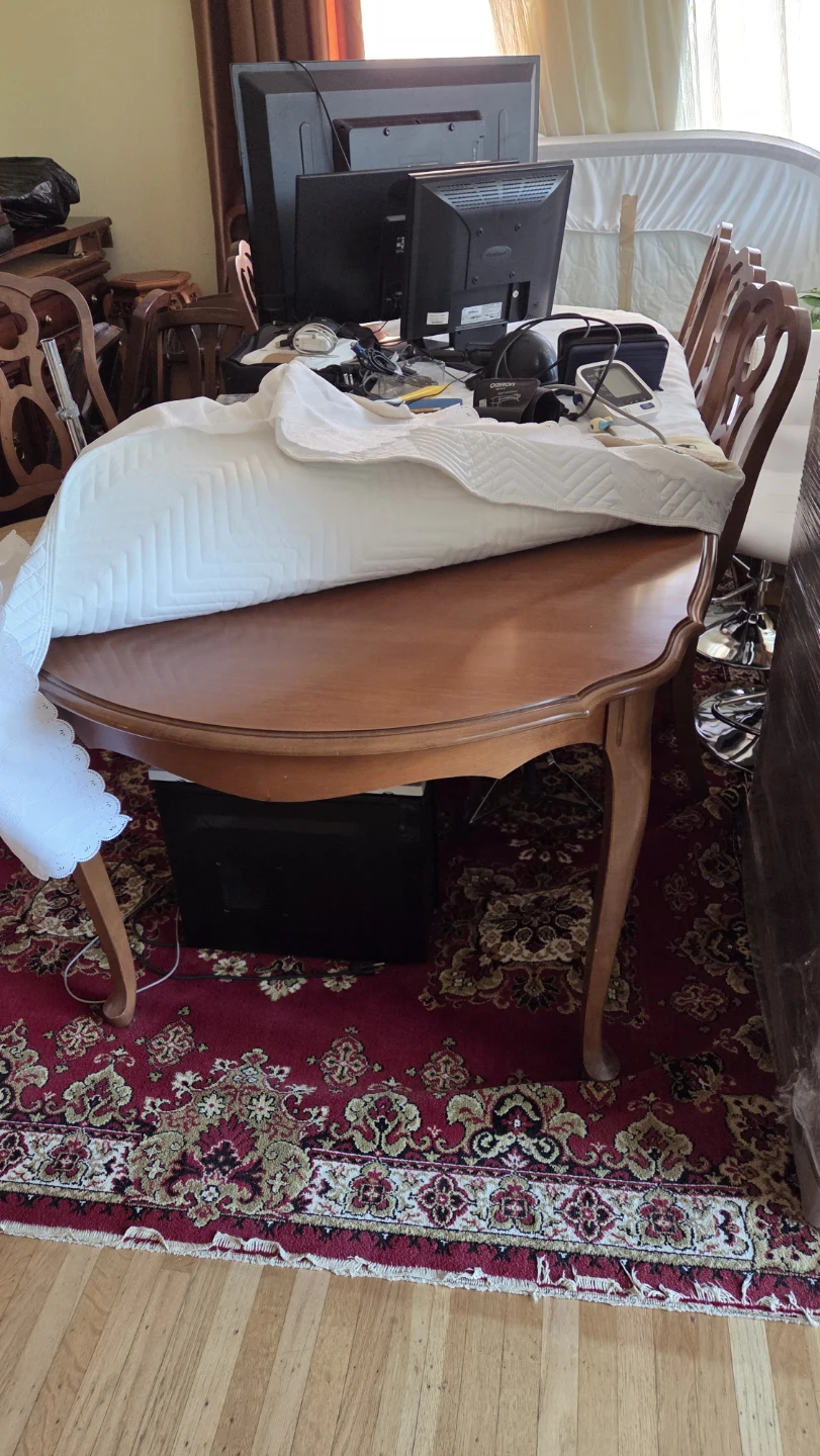 Wooden dining table with 2 leaves for extending - photo 2