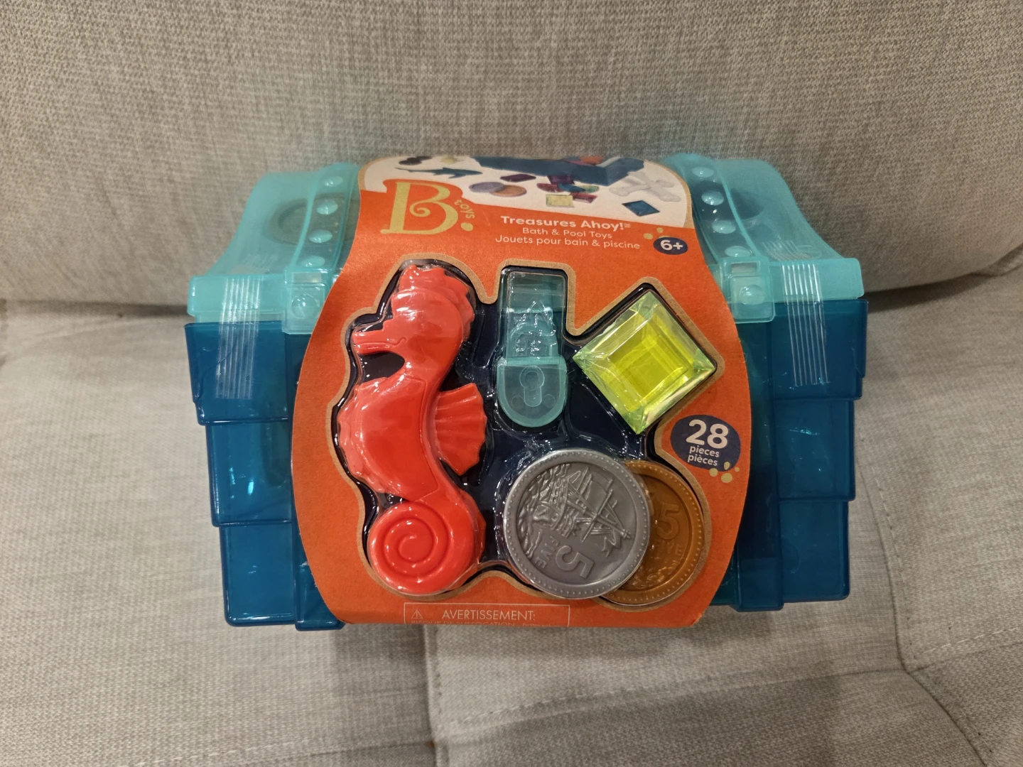 B. toys Treasures Ahoy! Bath & Pool Toys - 28 Pieces