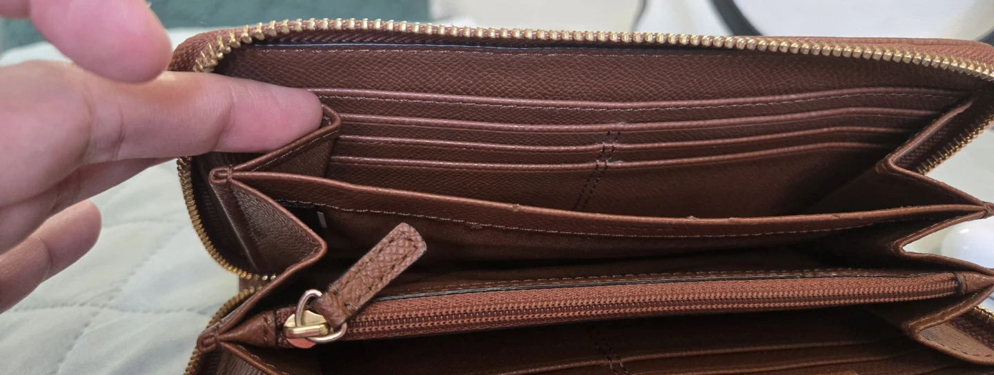Coach Zip Around Wallet - photo 3