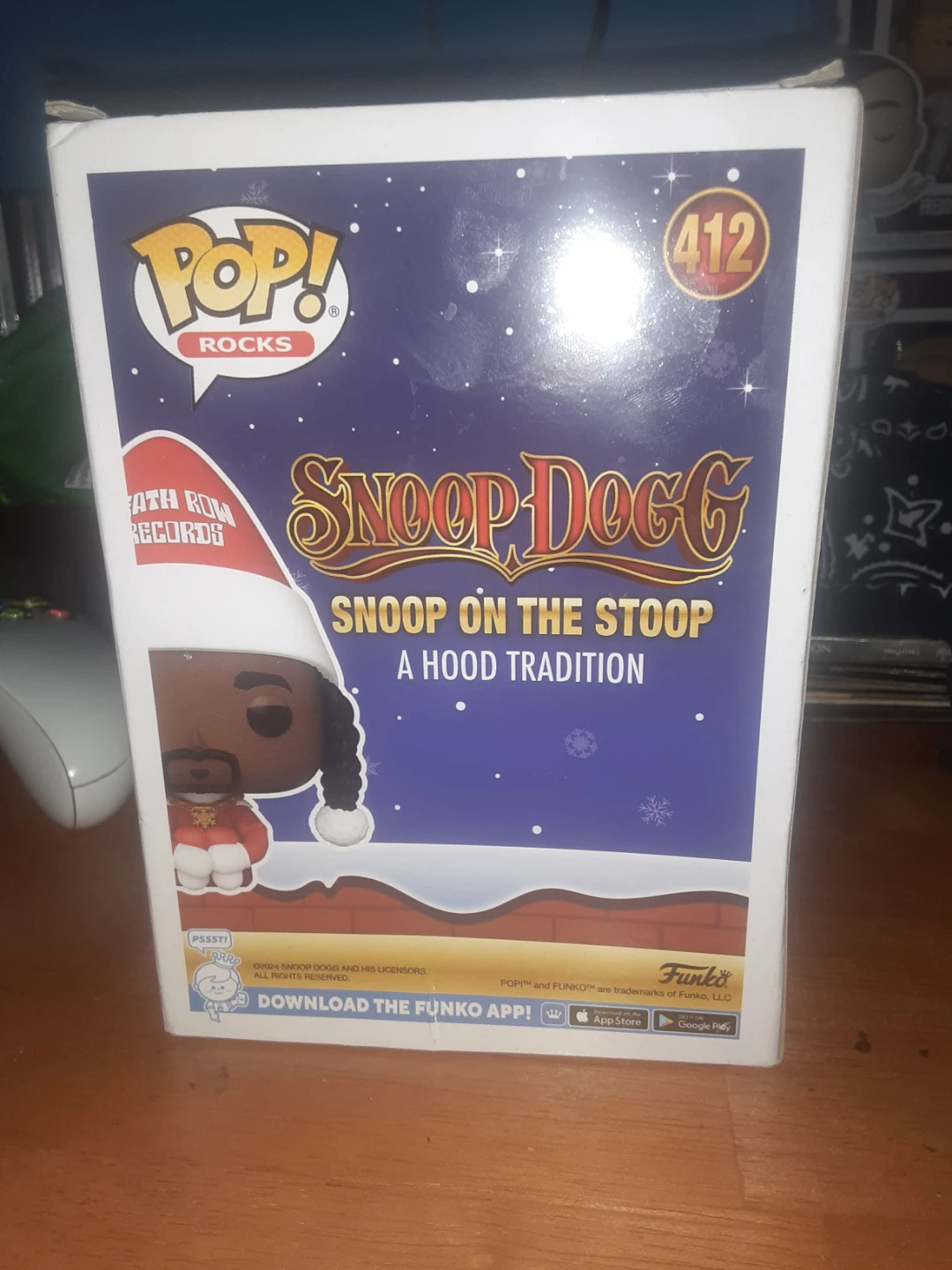 Funko Pop! Rocks Snoop Dogg 412 Snoop on the Stoop Vinyl Figure - photo 3