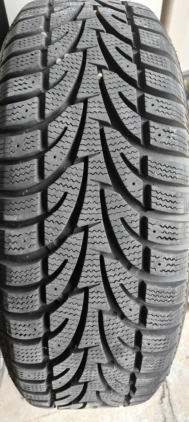Set of 4 Winter Tires and Rims - photo 4