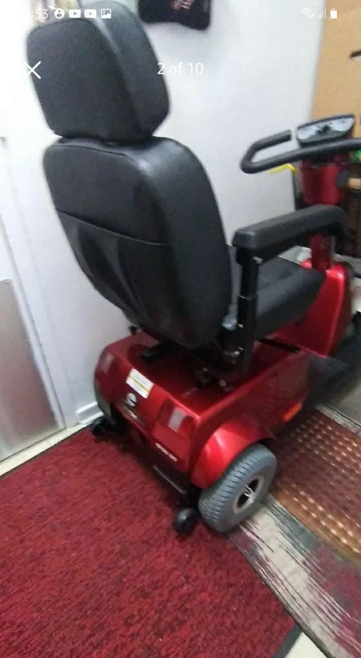 Red Mobility Scooter - photo 2