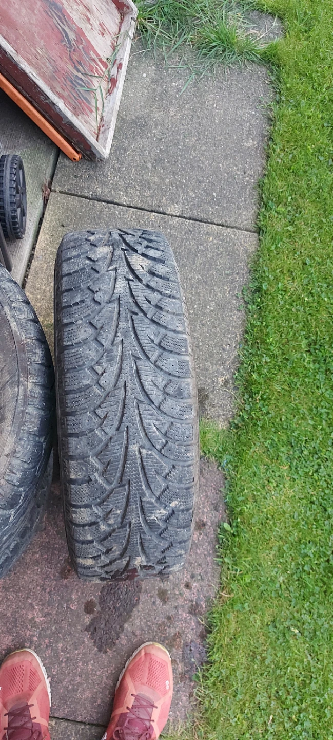 Set of 4 Winter Tires Hankook - photo 3