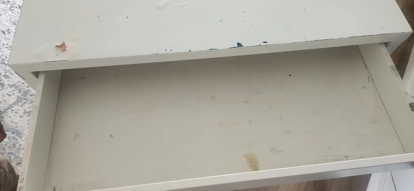 White Desk with Drawer - photo 4