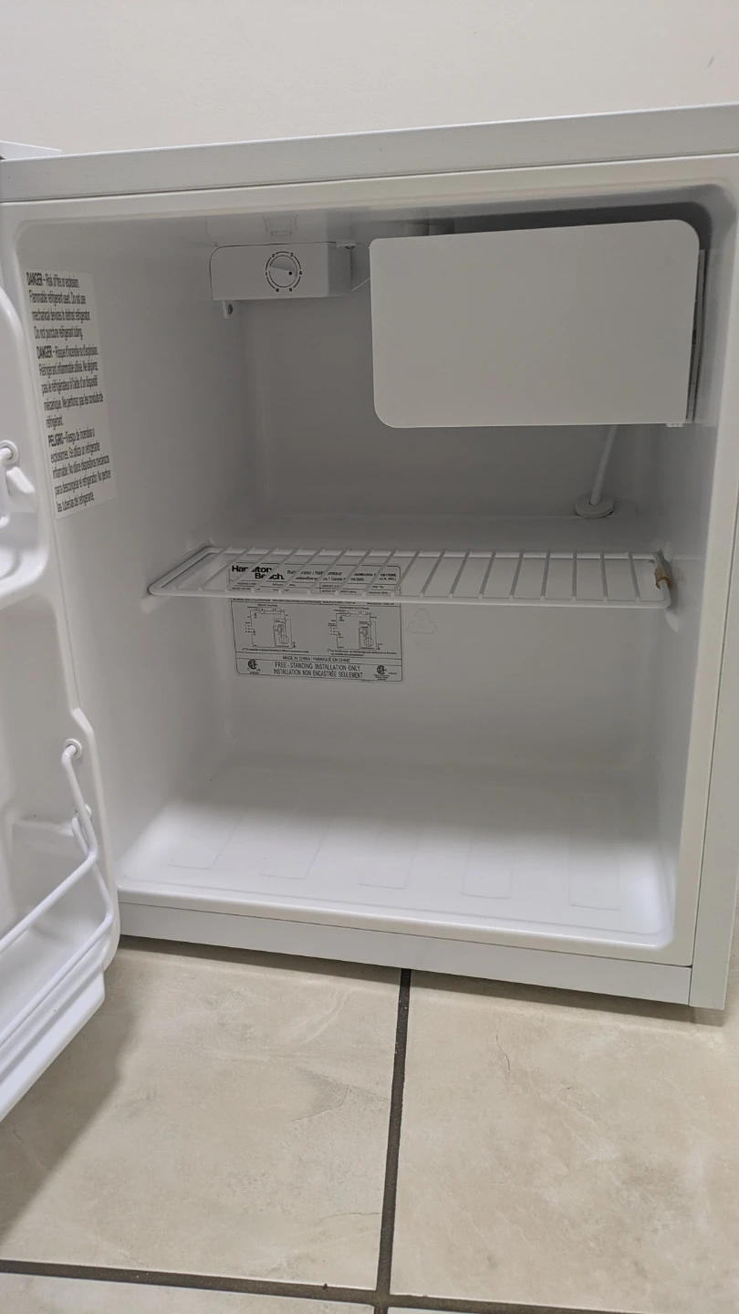 Hamilton Beach Minifridge - photo 3