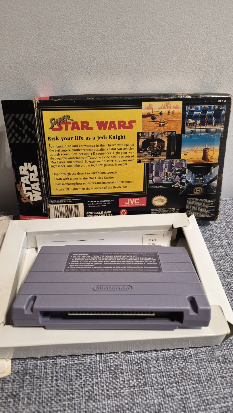 Super Star Wars SNES Game with Box and Manual - photo 3